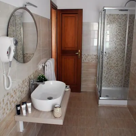 Antica Di Bruto 3*