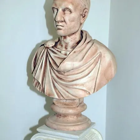 Antica Di Bruto